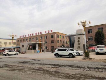 那種A級(jí)防火保溫板物美價(jià)廉？咨詢朝欽節(jié)能生產(chǎn)廠家，都是出廠價(jià)