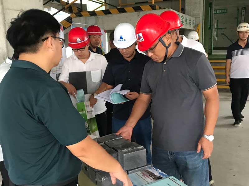 觀摩會(huì)現(xiàn)場直擊:石墨改性水泥基保溫板助力焦作市建筑質(zhì)量提升-6